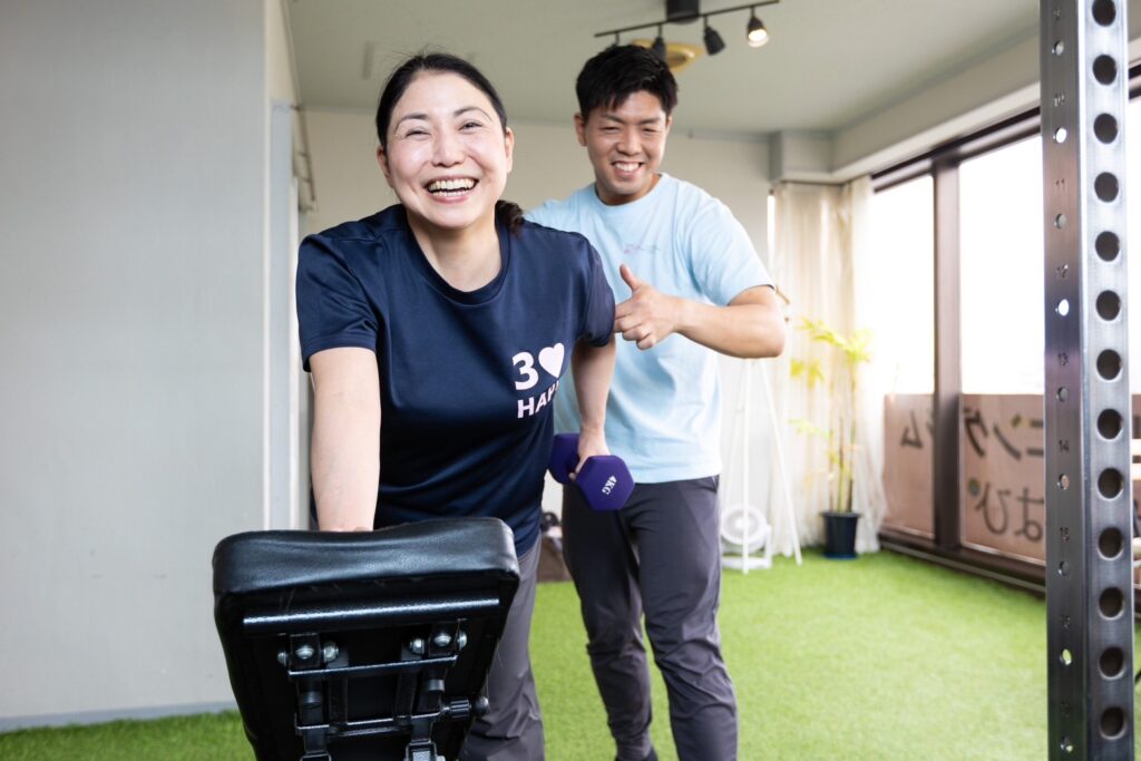 青梅市にあるパーソナルジムの指導の様子