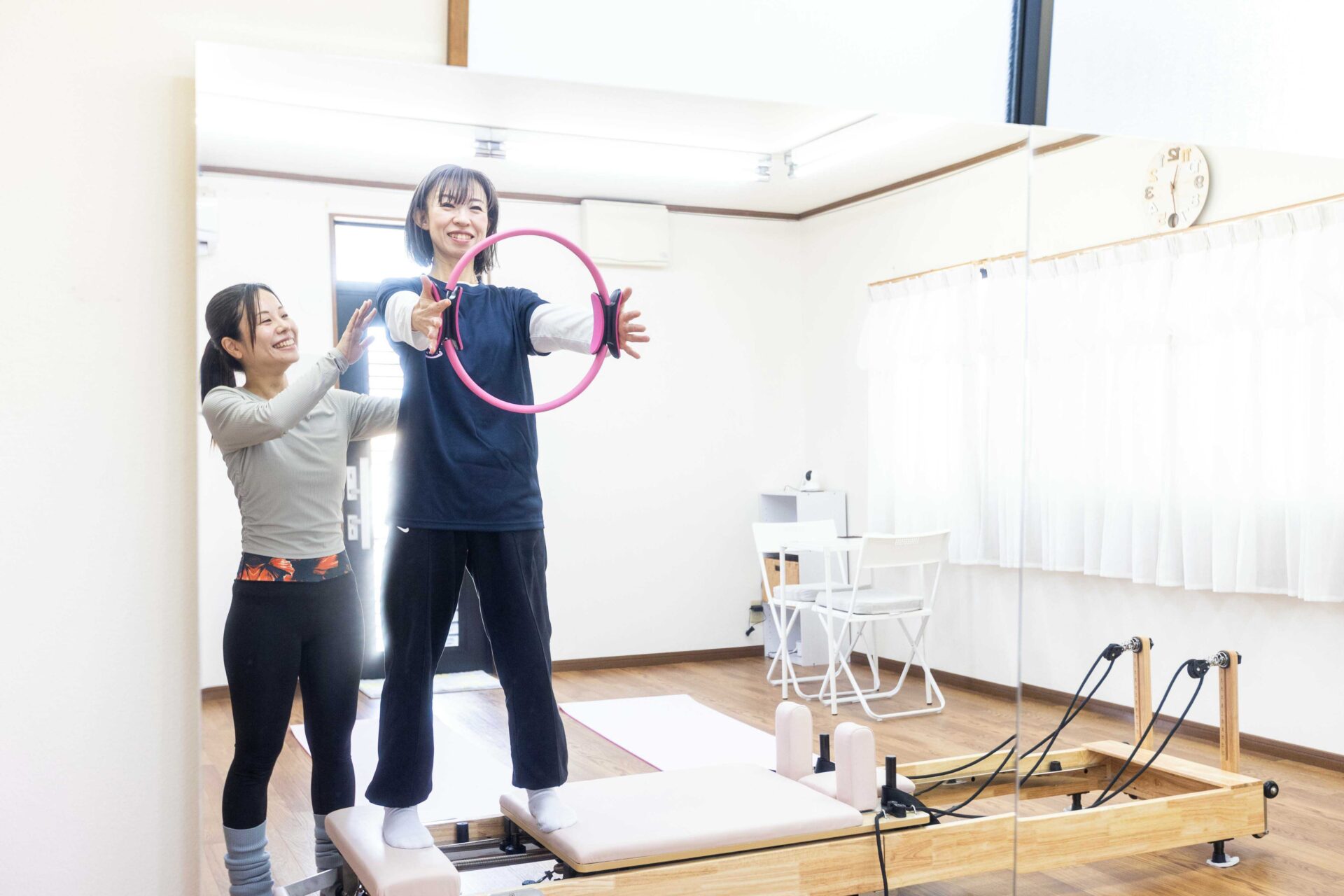 深谷にあるピラティススタジオのパーソナルレッスン風景