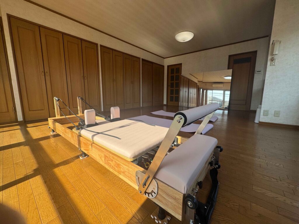 坂戸のヨガピラティススタジ「さんはぴ」の店内画像